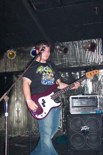 20030301FMGreen83