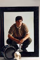 Loading...